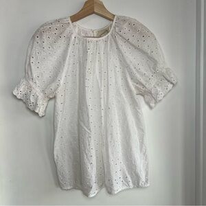 Universal Thread White Eyelet Bible Short Sleeve Crew Neck Blouse, Size‎ XS